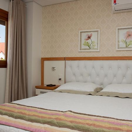Otima Localizacao E Vista Da Cidade Gramado Eksteriør billede